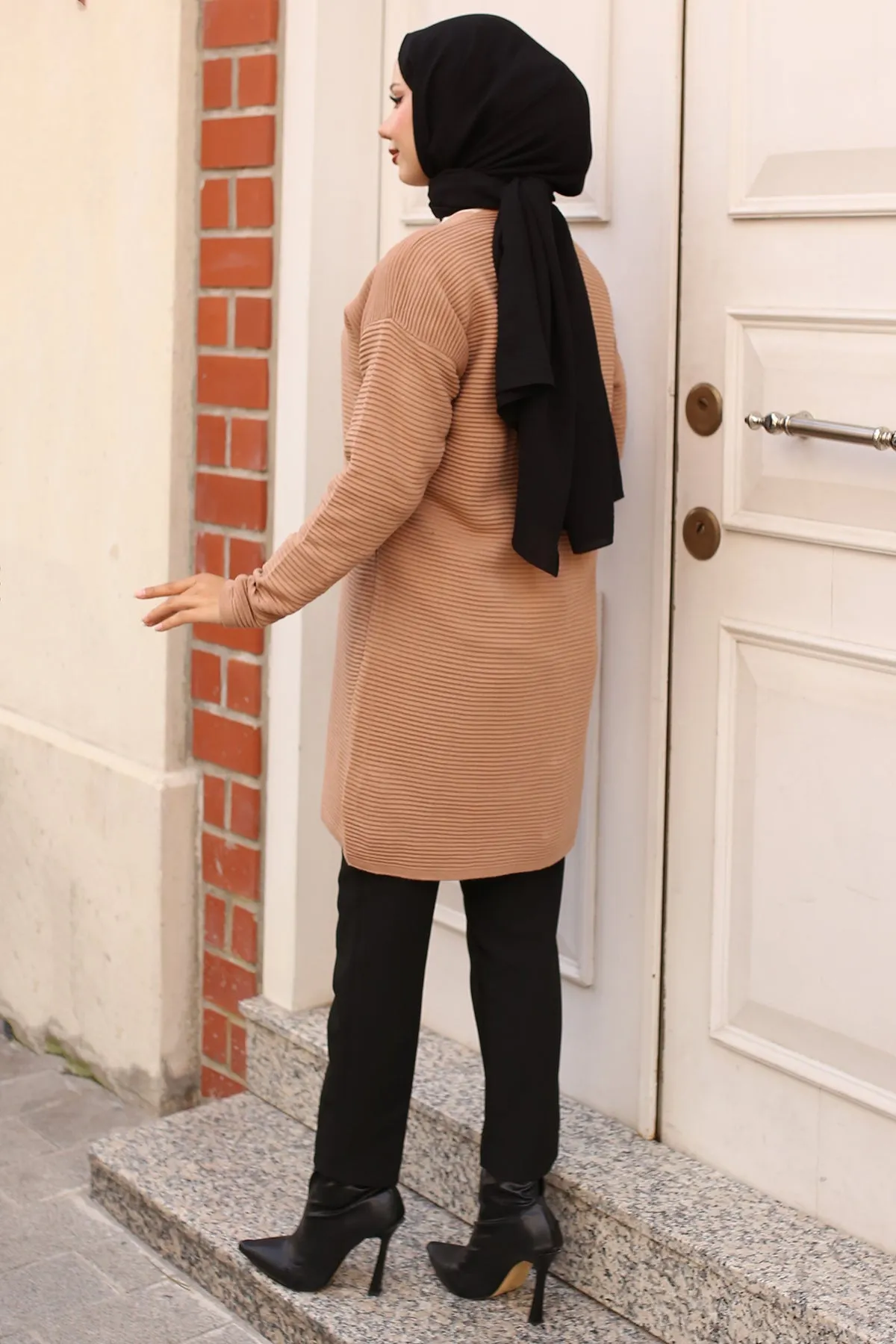 BNG Women Button Detailed Ribbed Cardigan Mink - Clermont