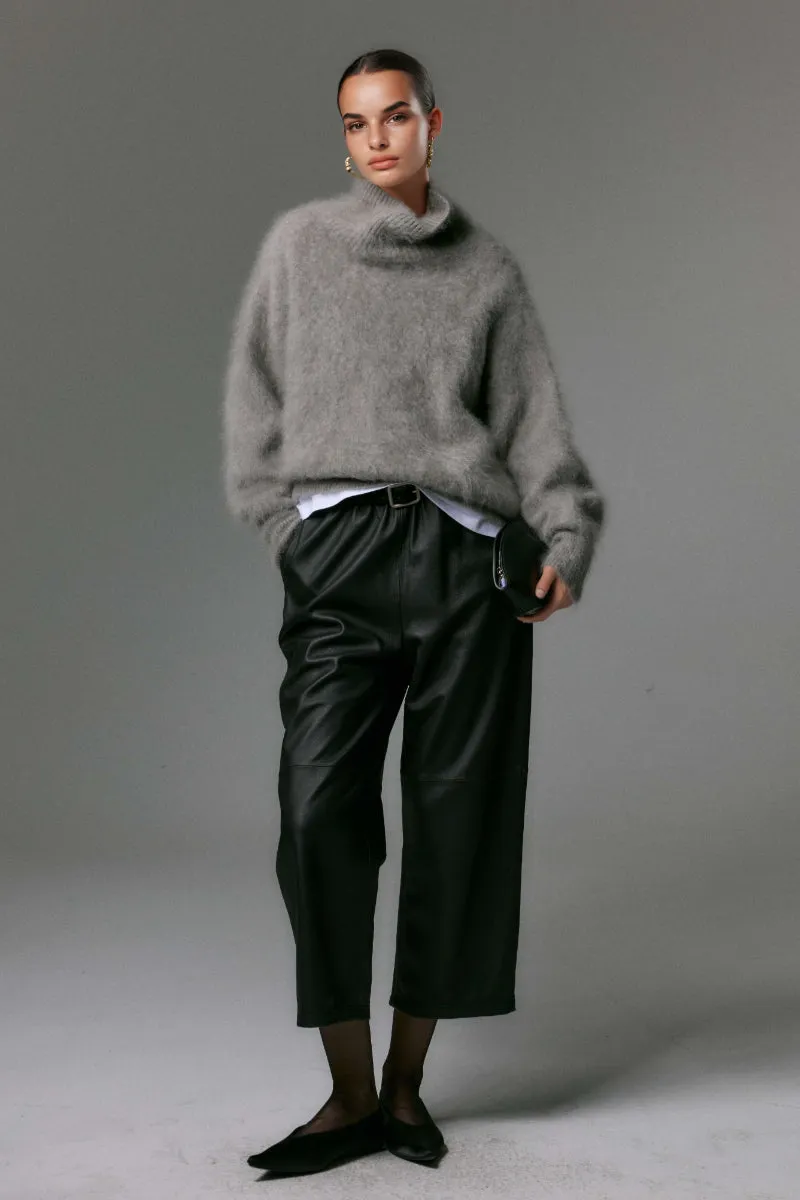 Chunky Brushed Cashmere Turtleneck Pullover Sweater
