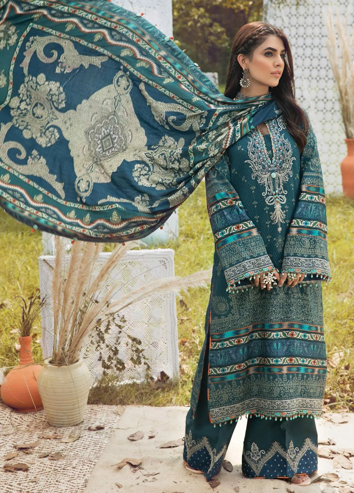 D#01 Anaya Pardes Emb Linen Shawl Collection 1021