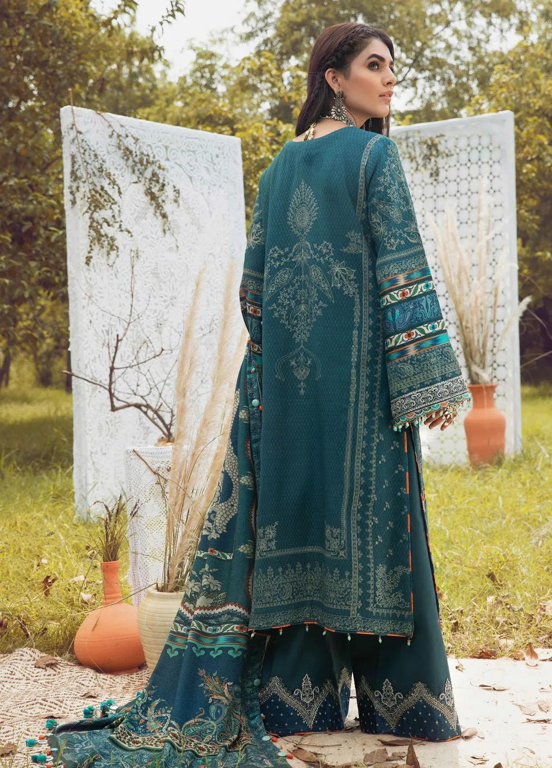 D#01 Anaya Pardes Emb Linen Shawl Collection 1021