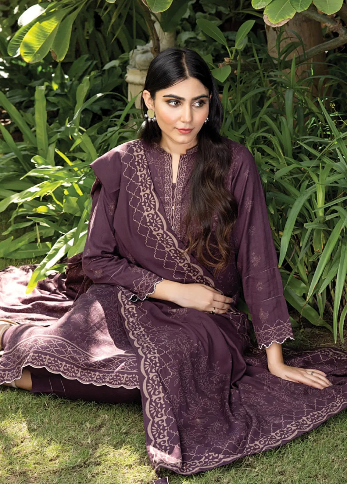D#1012B LSM Lakhany Cashmi Vool Printed Collection 1122 V-2