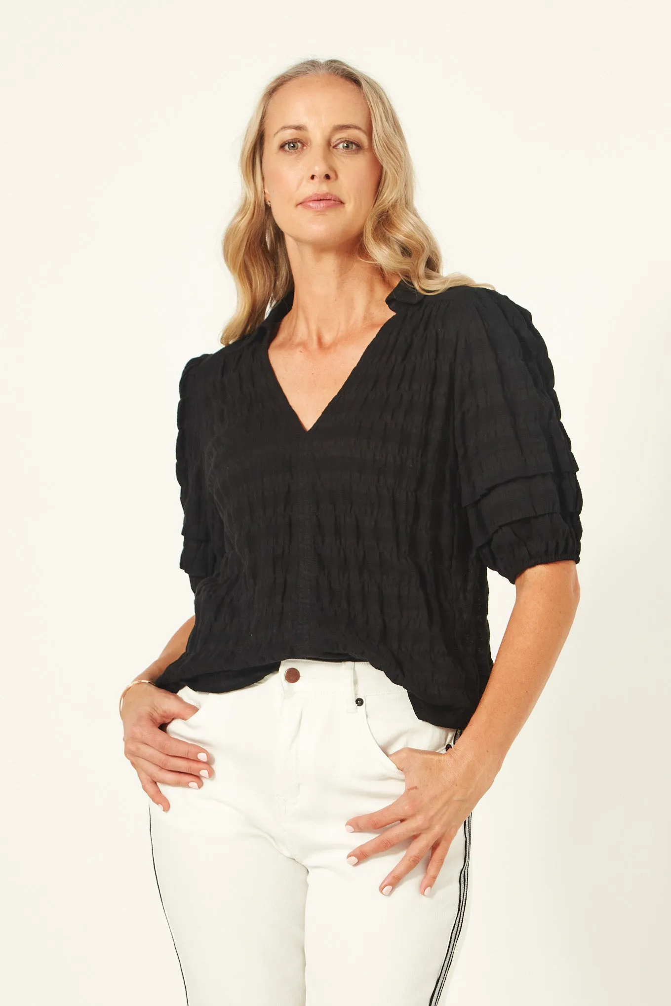 Elena Top - Black - LEMON TREE