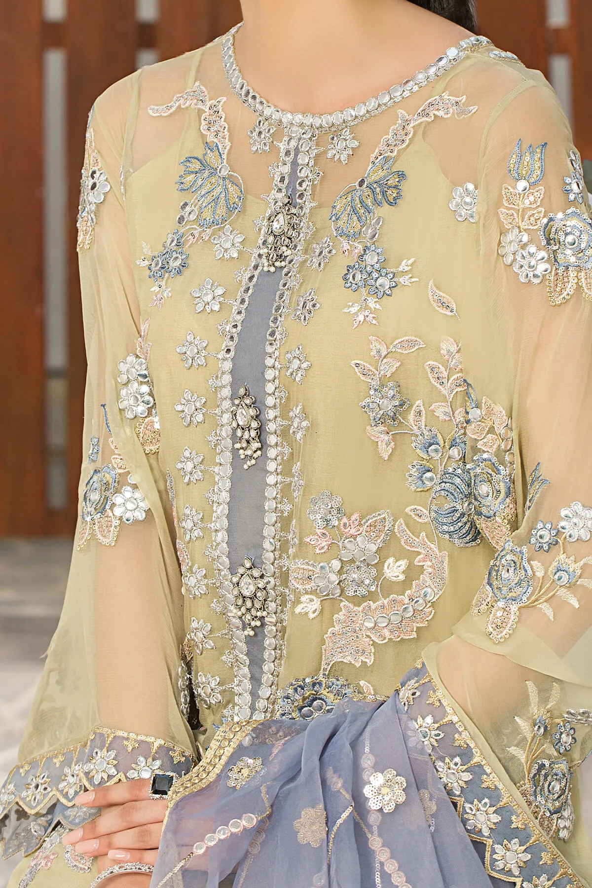 Embroidered Chiffon Pakistani Salwar Kameez Dupatta