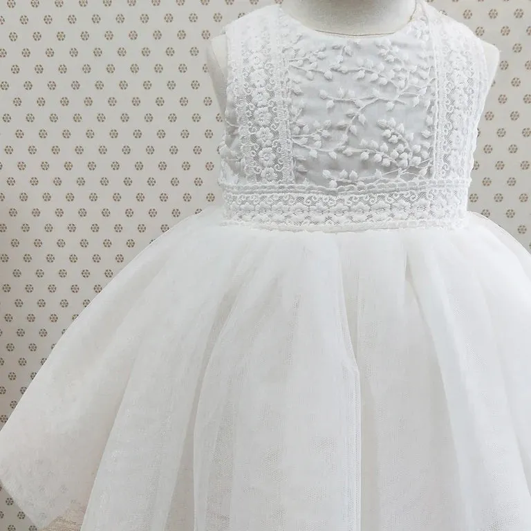EMBROIDERED SLEEVELESS ORGANZA DRESS