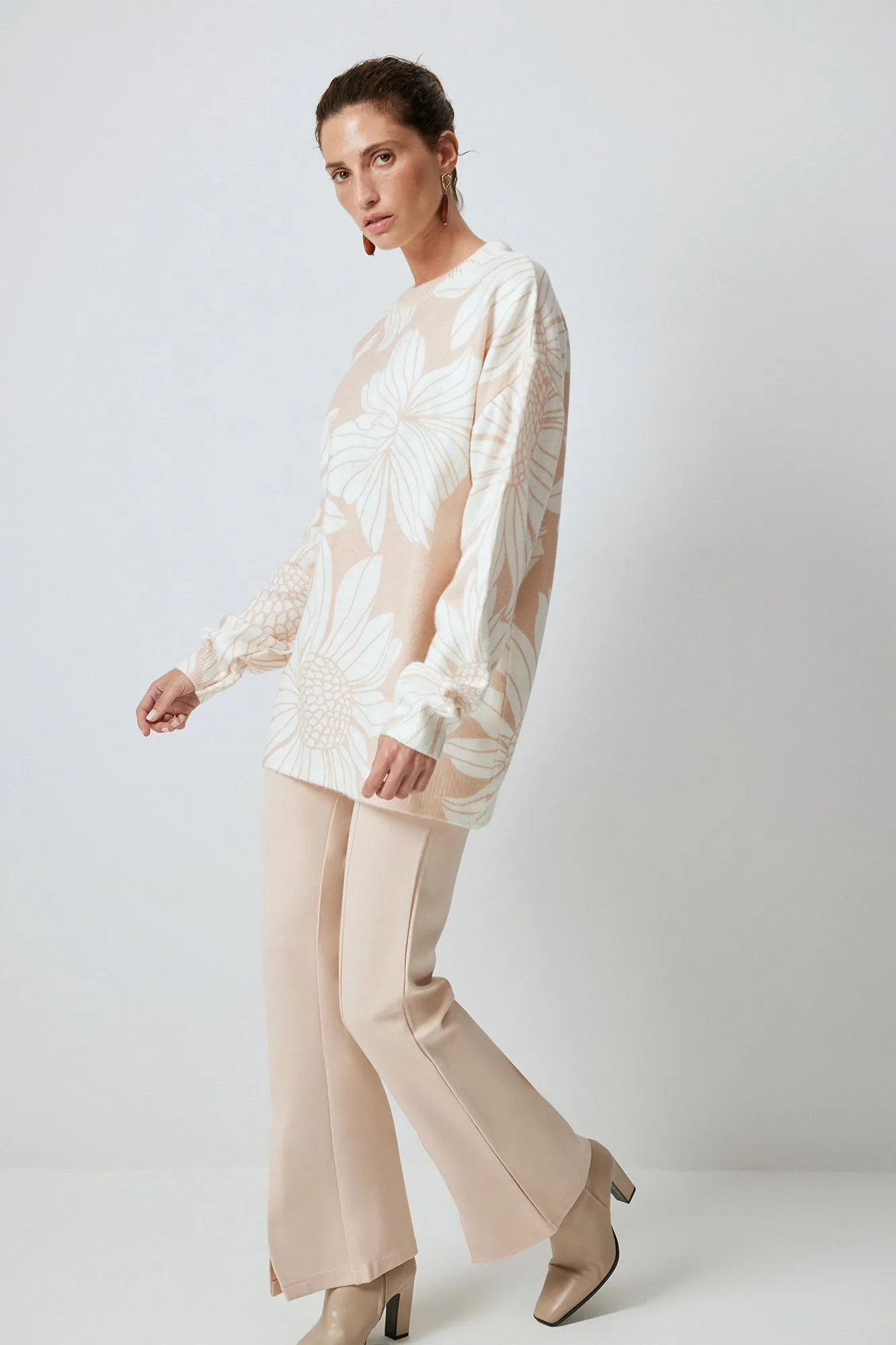 FLORAL PATTERNED SWEATER