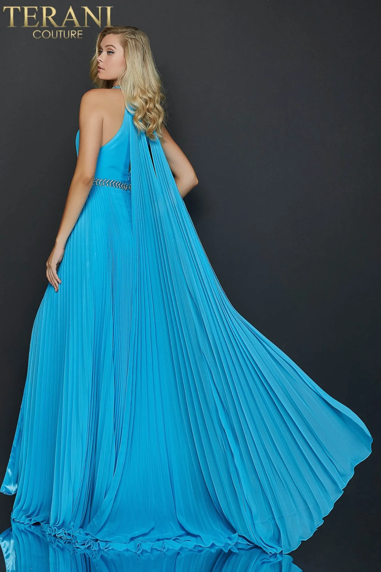 Flowing Chiffon Halter Neck Prom Dress With High Slit