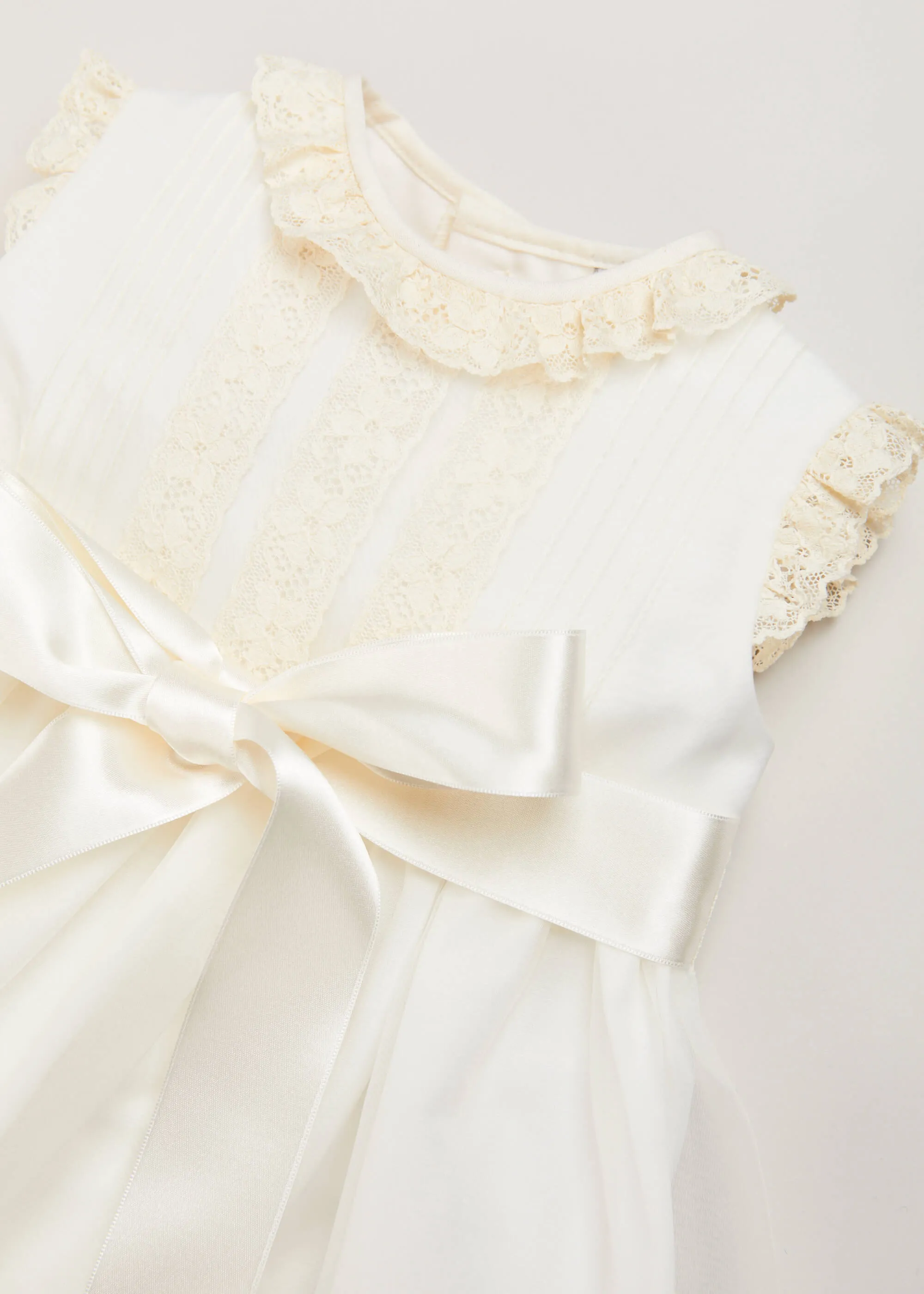 Lace Trim Fine Pleated Gown in Ivory (6-12mths)