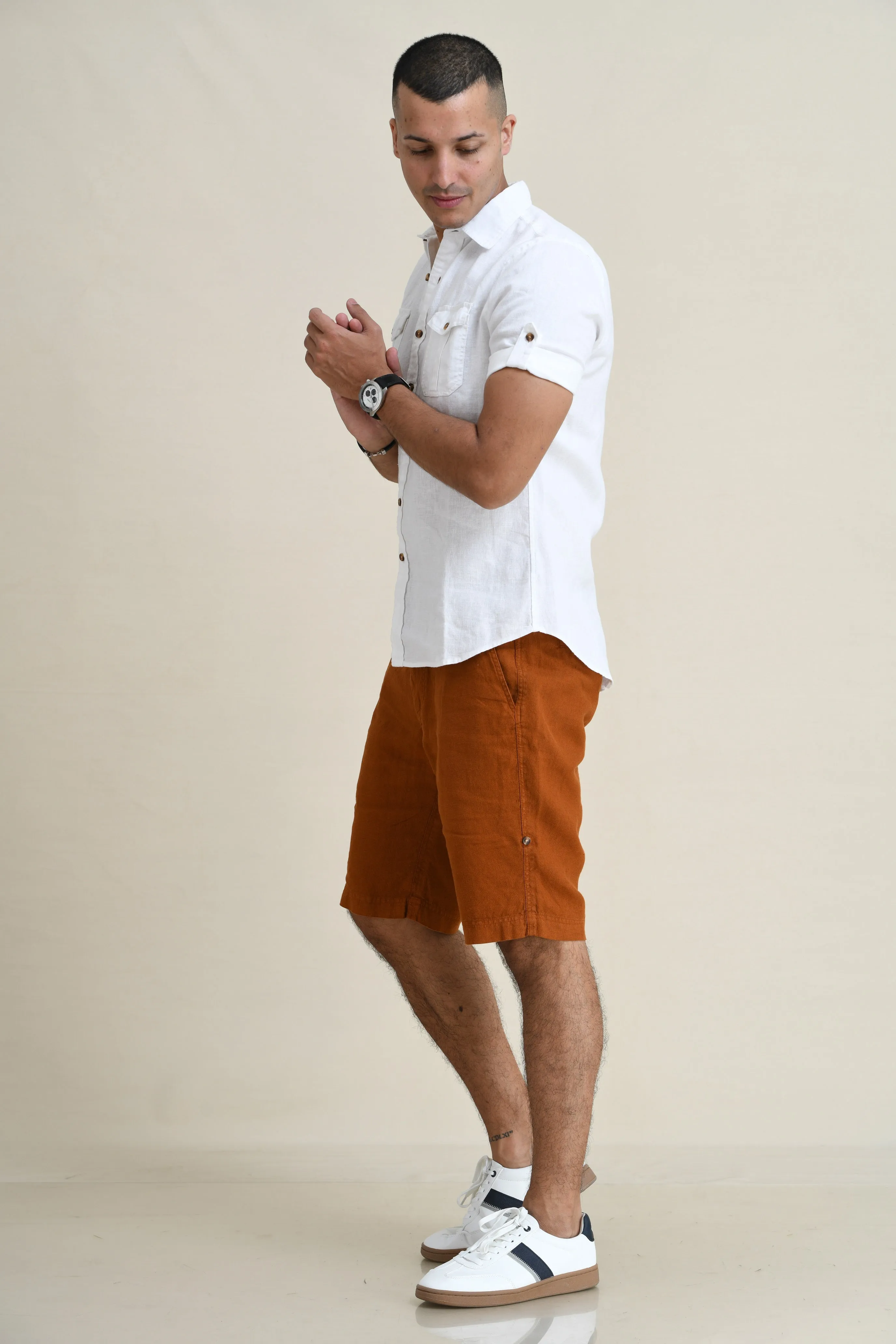 LINEN DUEL-POCKET ROLL-UP SHORT SLEEVED SHIRT