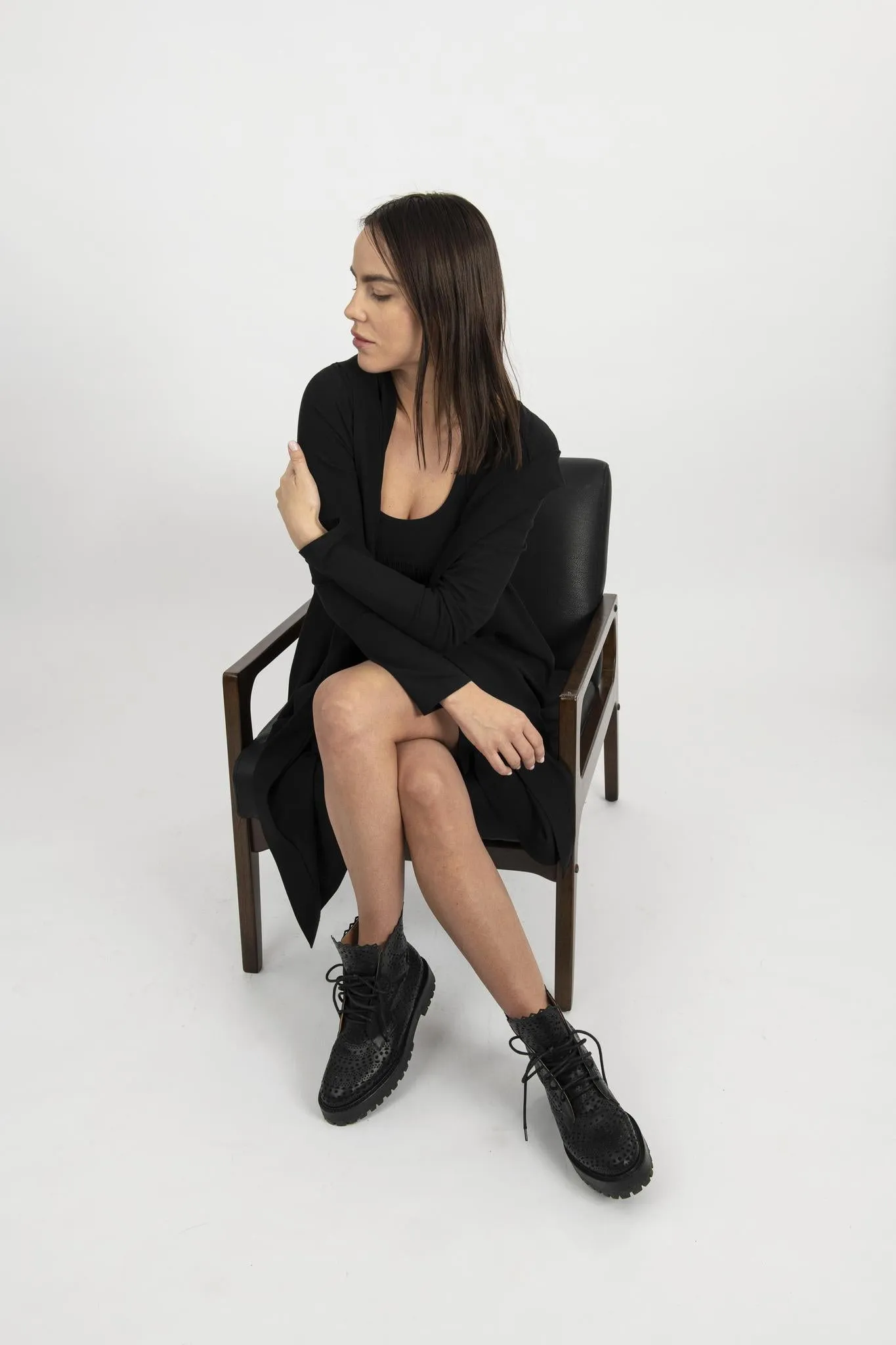 Ribbed cardigan in black