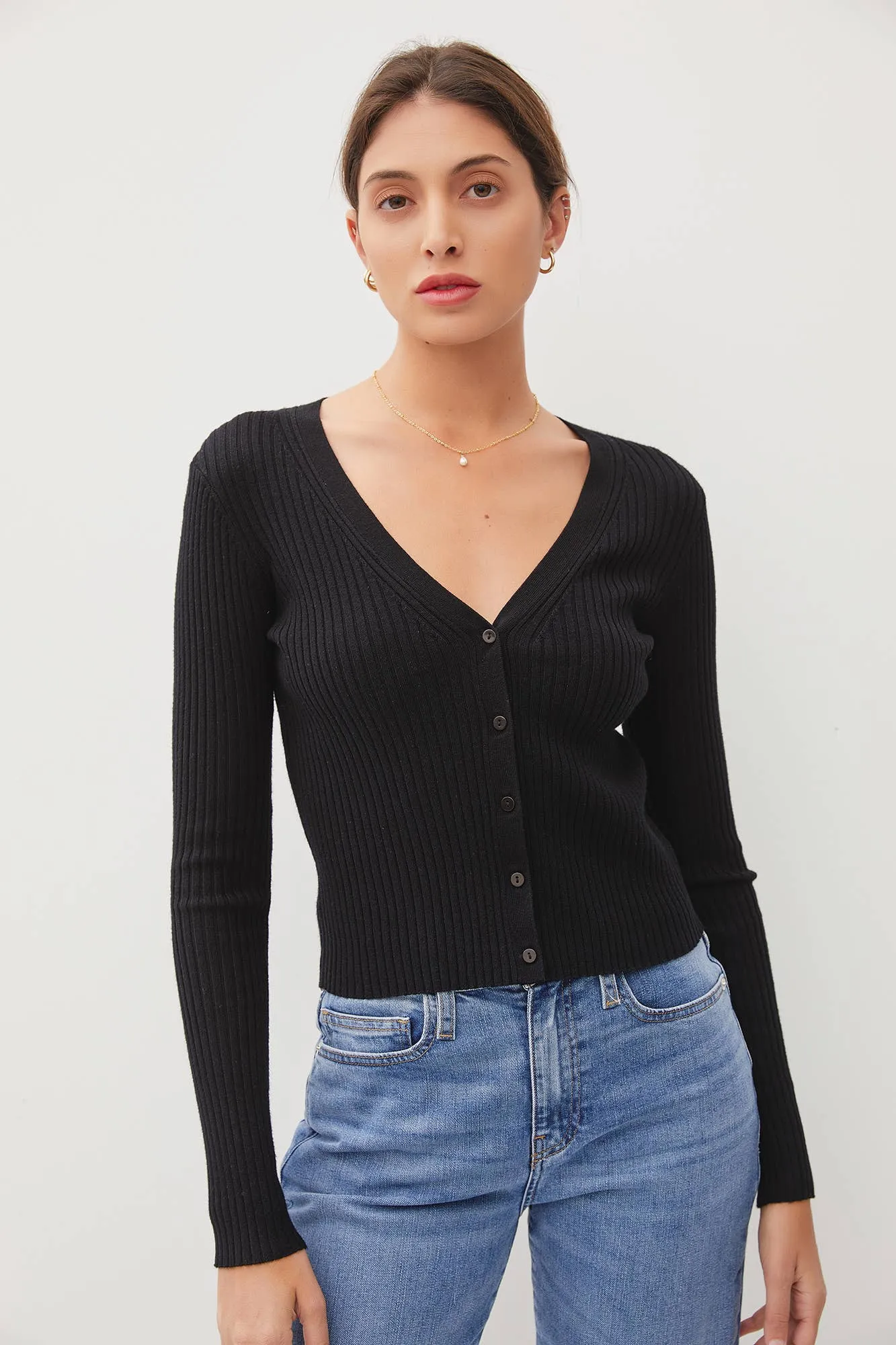 Ribbed V-Neck Slim Cardigan