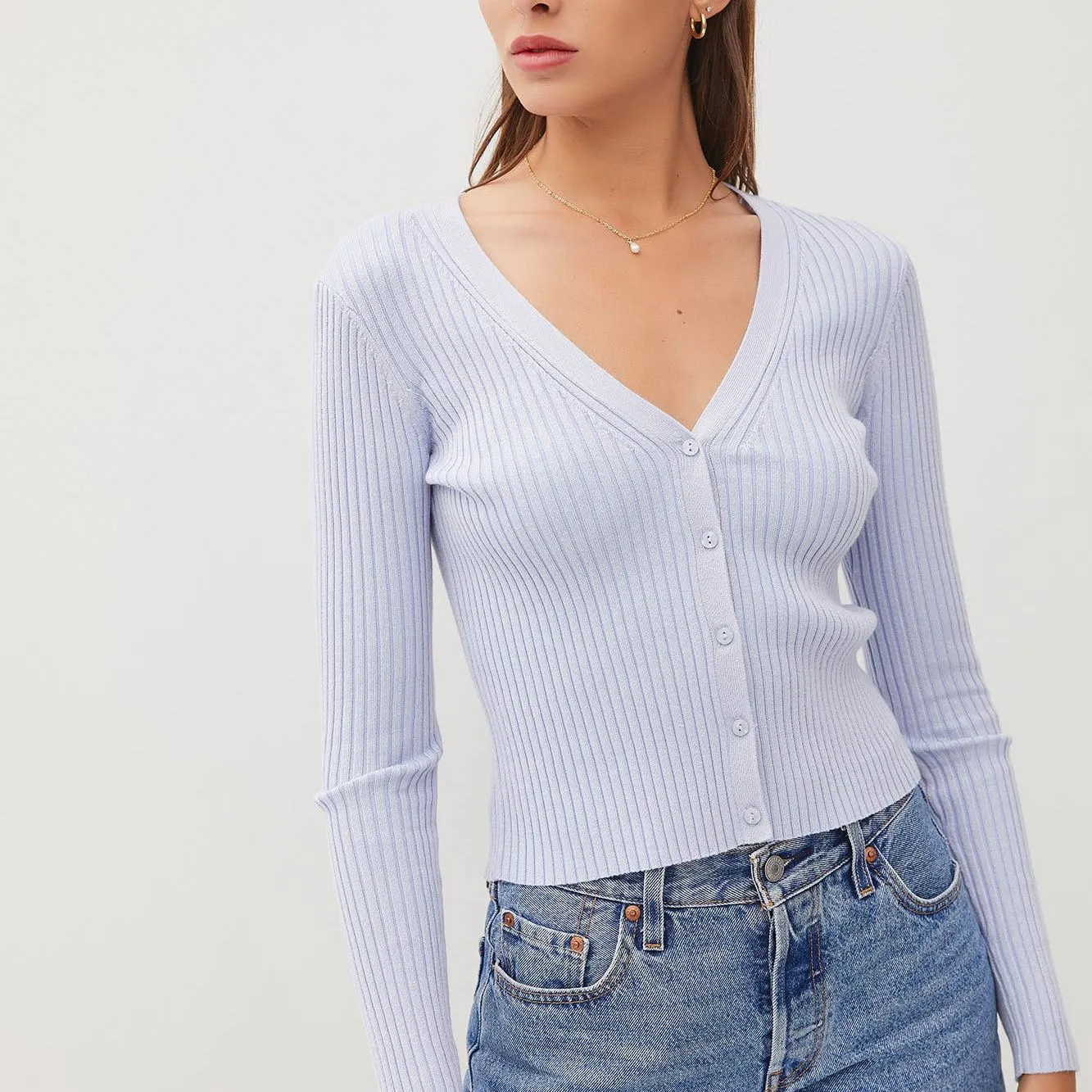 Ribbed V-Neck Slim Cardigan