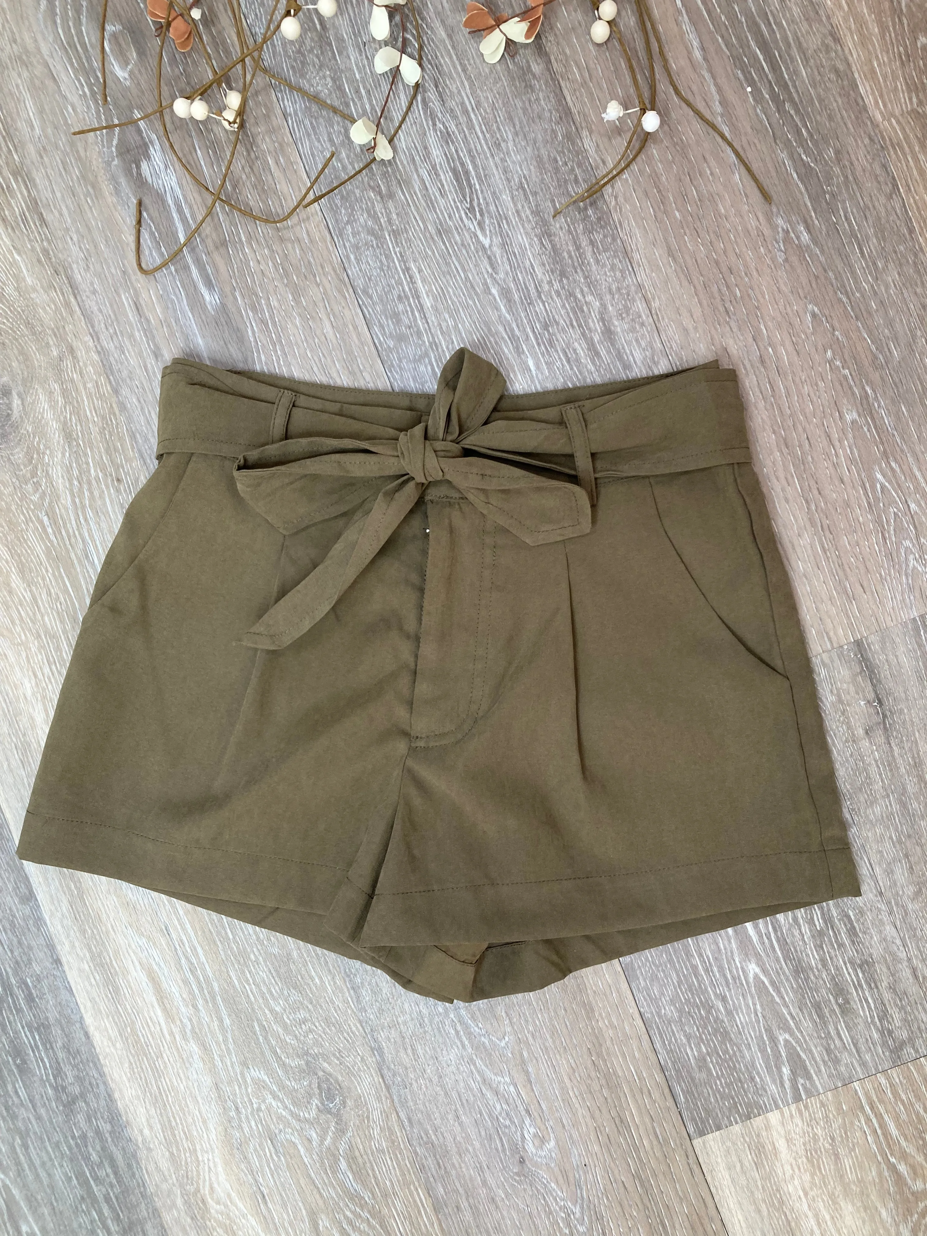 SAD TWEEN WILLOW BELTED SHORTS